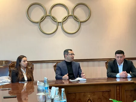 Tanınmış idmançılar onları narahat edən məsələlərlə bağlı Atletlər Komissiyasını məlumatlandırıb