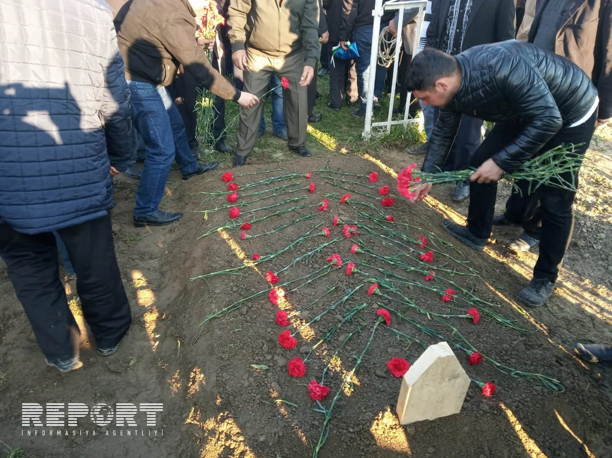 Спустя 25 лет обнаружили могилу пропавшего без вести в карабахской войне солдата - ФОТО