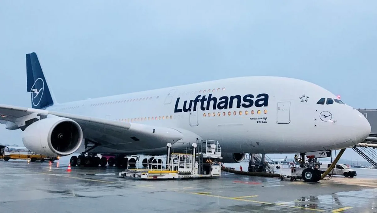 Lufthansa extends Tehran flights suspension until April 18