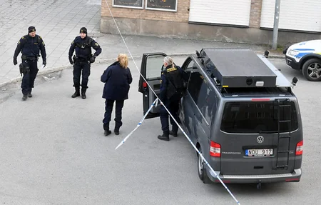 Polis: Stokholmda baş vermiş partlayış terrorla əlaqədar deyil