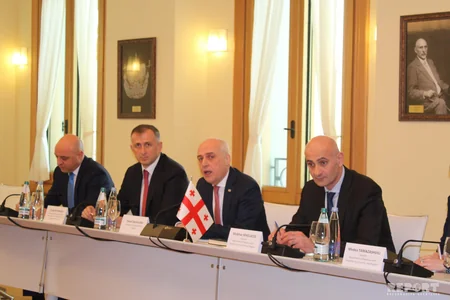 Azərbaycan və Gürcüstan XİN başçılarının görüşü olub