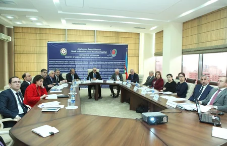 Səlim Müslümov: “Azərbaycanda məşğul əhalinin 12-15 faizini fərdi əmək fəaliyyəti göstərənlər təşkil edir”