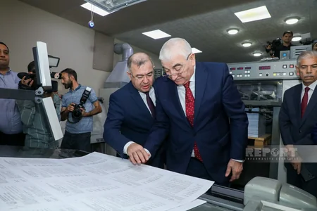 Milli Məclisə seçkilərlə əlaqədar altı milyon yarımdan çox seçki bülleteninin çapına başlanılıb