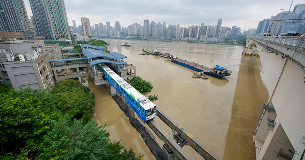 Chinese metropolis Chongqing hit by worst flood