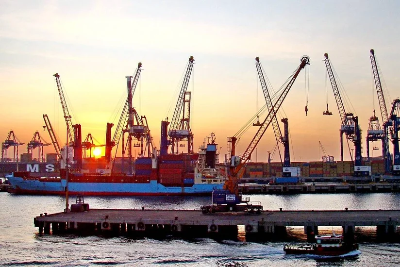 Belarus pledges to use Russian ports for export of oil products