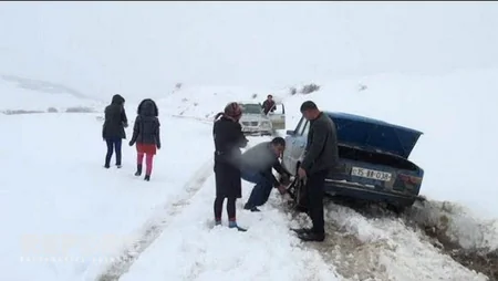 Cəlilabadda ev qarın ağırlığına tab gətirməyərək uçub - FOTO