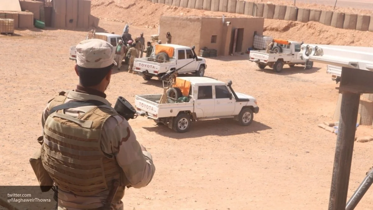 Suriyada bazara gələn insanlar atəşə tutulub