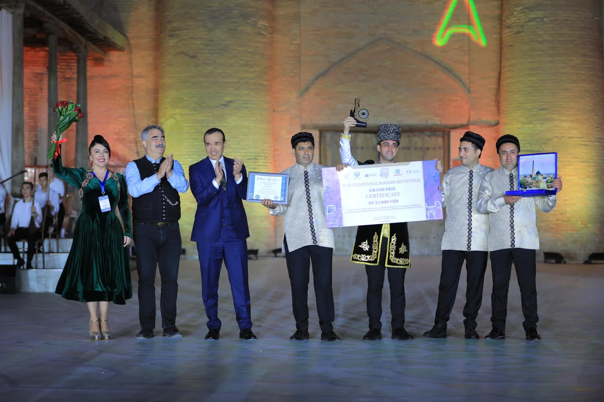 Azərbaycan Özbəkistanda IV Beynəlxalq Baxşı Festivalının Qran-pri mükafatını qazanıb