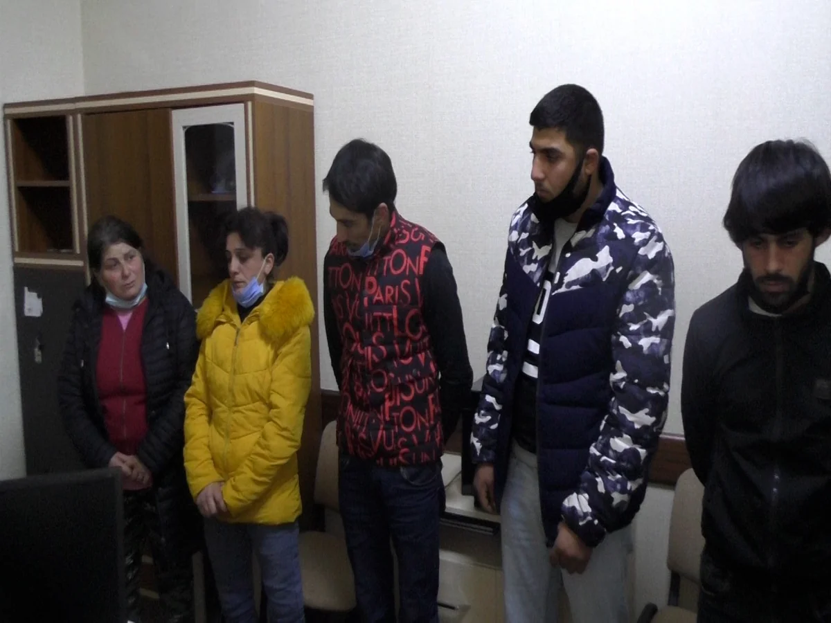 Bakıda ana, oğlu və qohumu oğurluğa görə saxlanıldı