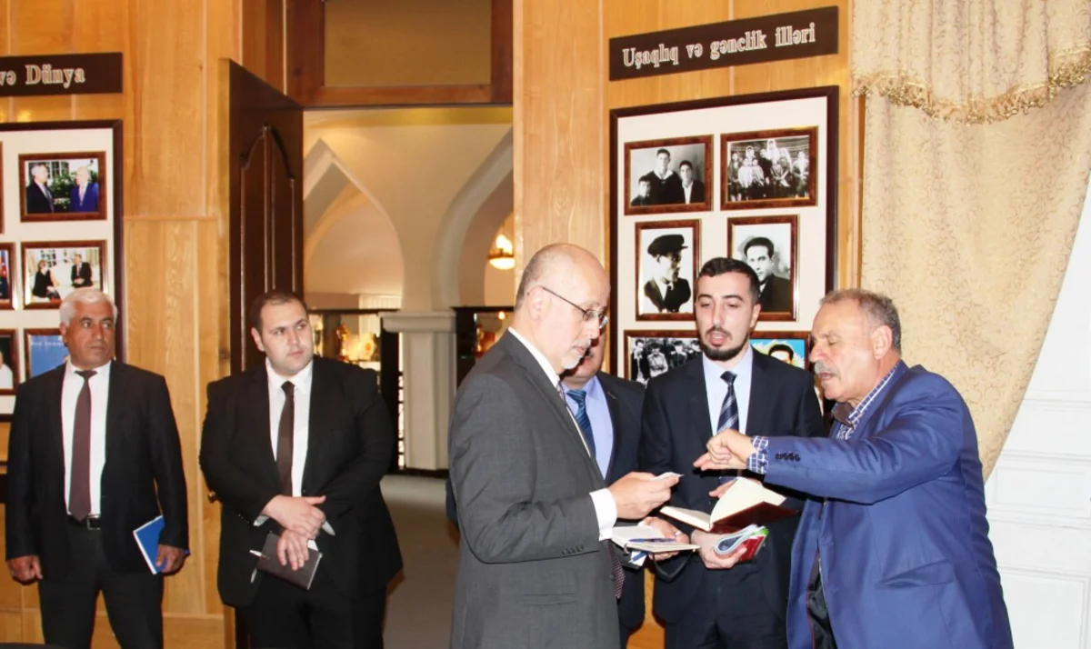 ​Meksika səfiri Gəncəyə səfər edib