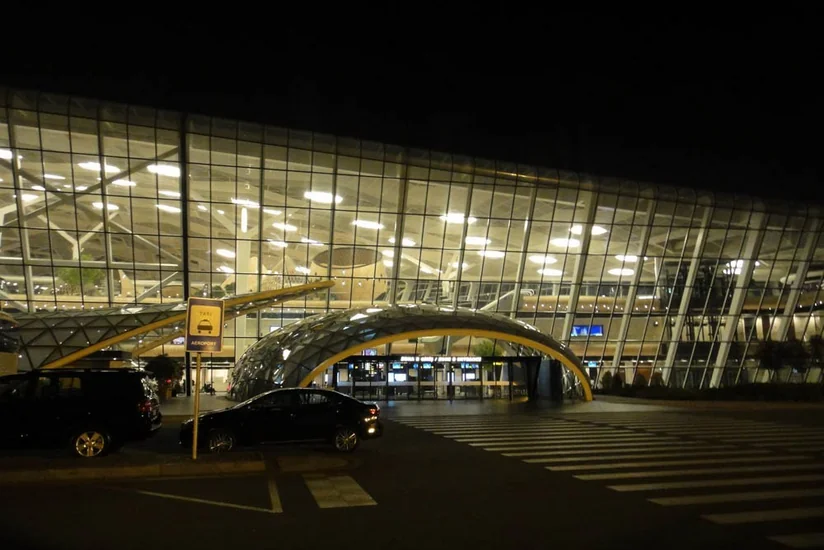 Heydər Əliyev Beynəlxalq Aeroportu ştat rejimində fəaliyyət göstərir