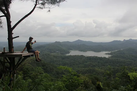 Azərbaycanlı gənc səyyah: “Avropalılar asiyalılar kimi qonaqpərvər deyil” - MÜSAHİBƏ