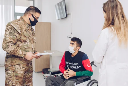 YAŞATın əməkdaşları şəhid ailələrinin üzvləri və qazilərlə görüşüb