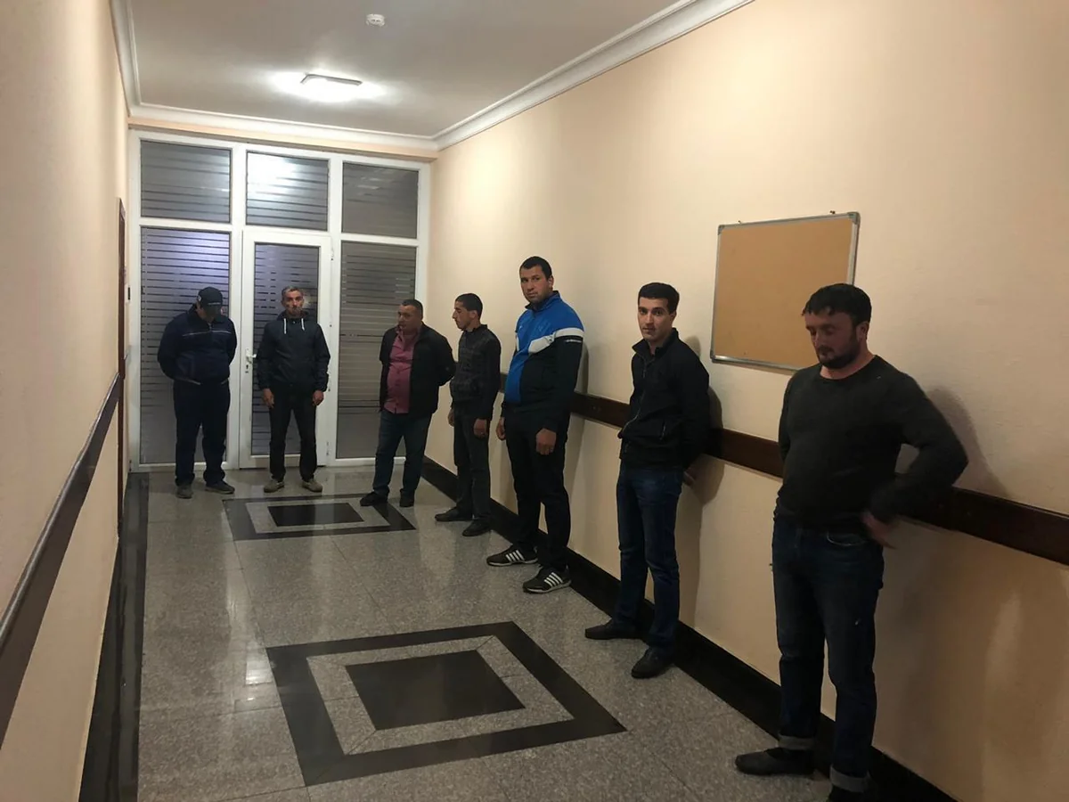 Futbol oynamaqla karantin rejimini pozan şəxslər cərimələnib