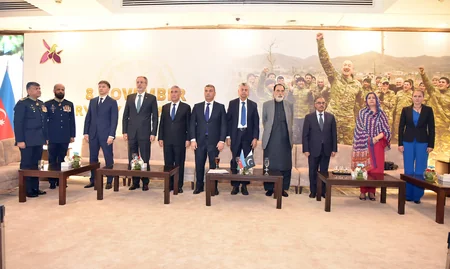 Zəfər Günü Pakistanda təntənəli şəkildə qeyd olunub