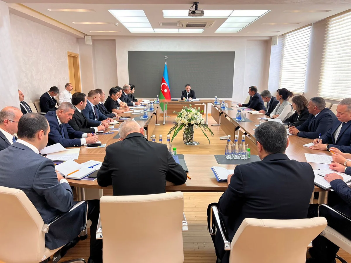 “Əziz Şuşa” yarışının Təşkilat Komitəsinin geniş tərkibdə növbəti iclası keçirilib