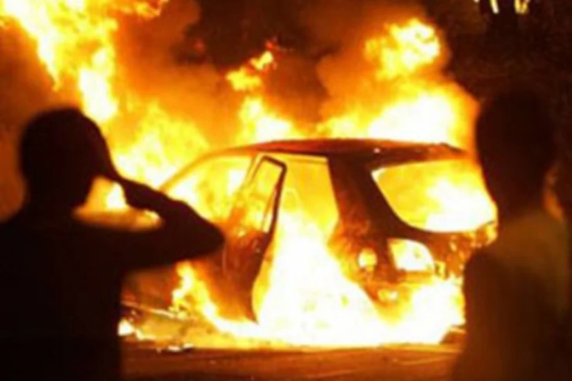 ​Bakıda iki avtomobil və mikroavtobus yanıb