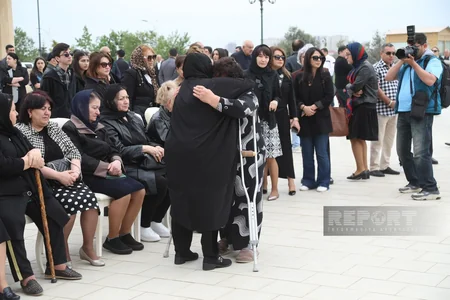 Xalq artisti Aftandil İsrafilov dəfn edilib - YENİLƏNİB-2