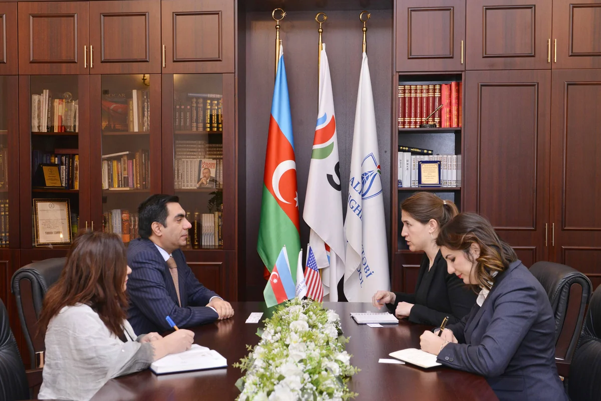 BANM Hyuston Universiteti ilə əməkdaşlığı genişləndirir