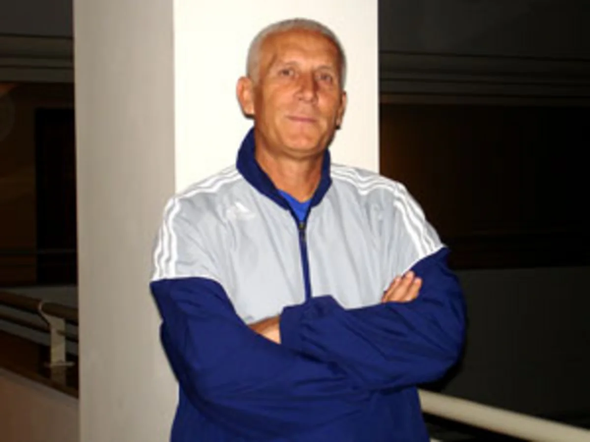 ​Qarabağın sabiq məşqçisinin meyiti evinin hamamından tapılıb - VİDEO