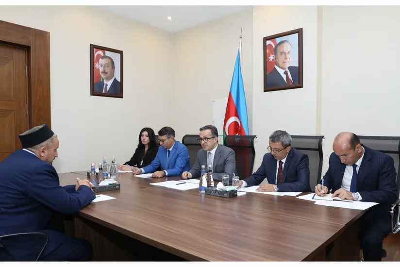 Dövlət Komitəsinin sədri Şəmkirdə vətəndaşları qəbul edib