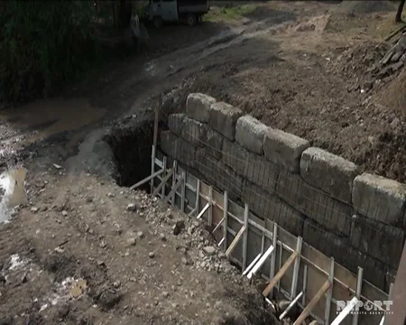 Tovuzun cəbhəyanı kəndində yararsız vəziyyətdə olan körpünün təmirinə başlanılıb
