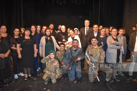 Tbilisidə Vətən müharibəsinə həsr olunmuş Komando tamaşası nümayiş etdirilib