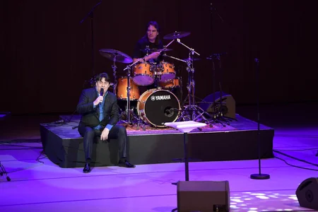 Heydər Əliyev Mərkəzində Aleksandr Serovun konserti keçirilib