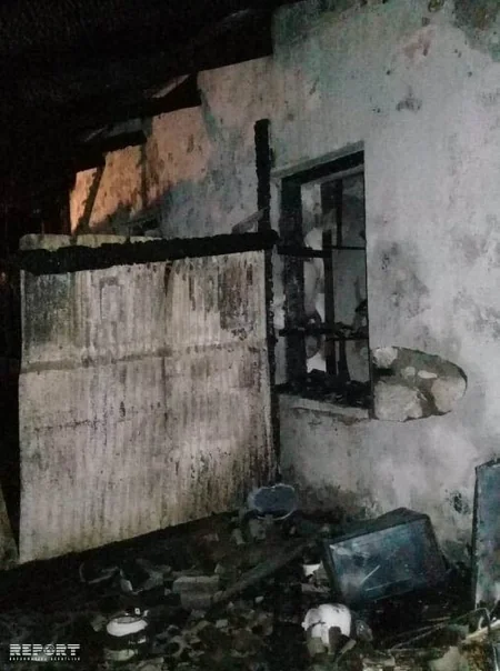 Bərdədə məcburi köçkünlərin məskunlaşdığı binada yanğın olub - FOTO