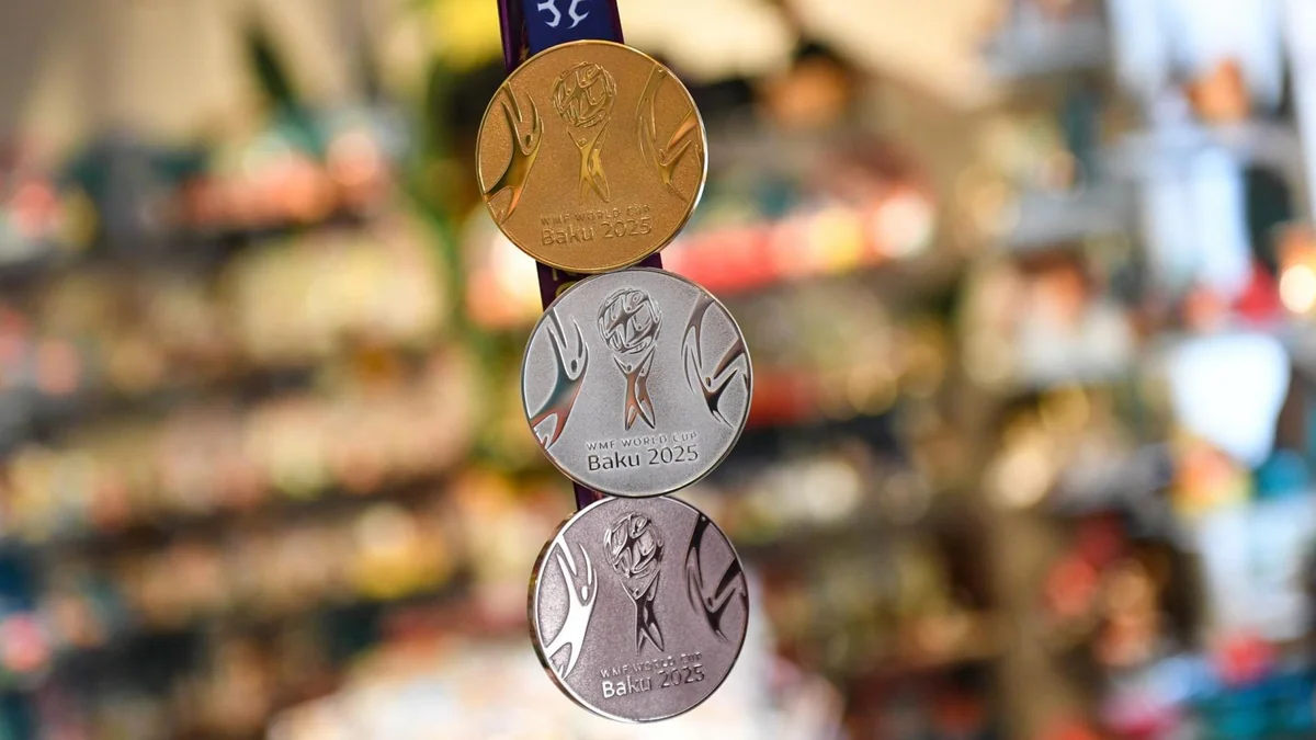 Bakıdakı mundialın mükafatçısı olacaq hər komanda üçün 25 medal hazırlanıb