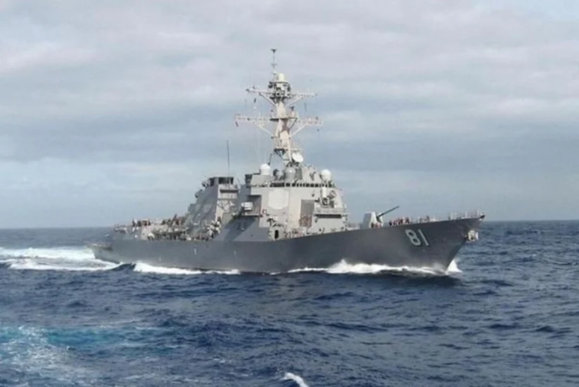 В КСИР заявили, что Иран контролирует движение кораблей США в Персидском заливе