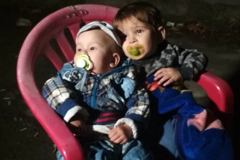 Bərdədə iki körpə uşaq valideyni tərəfindən küçəyə atılıb - FOTO - VİDEO - YENİLƏNİB