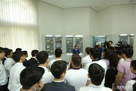 DTX-nın Akademiyasında “Sosial şəbəkələrin gənclərin həyatında rolu: müsbət və mənfi tərəfləri” mövzusunda seminar təşkil edilib
