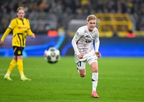 Roma islandiyalı yarımmüdafiəçini transfer siyahısına salıb