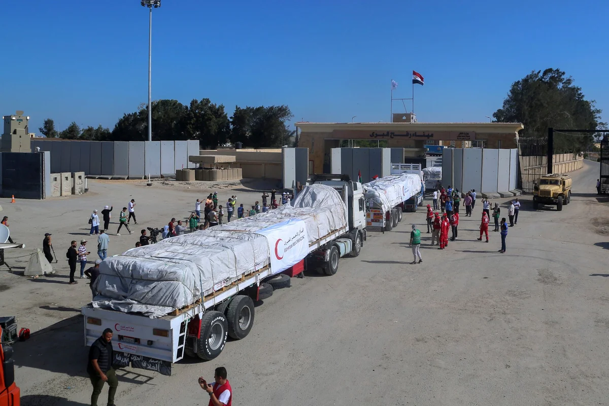 Over 100 aid trucks enter Gaza Strip from Egypt
