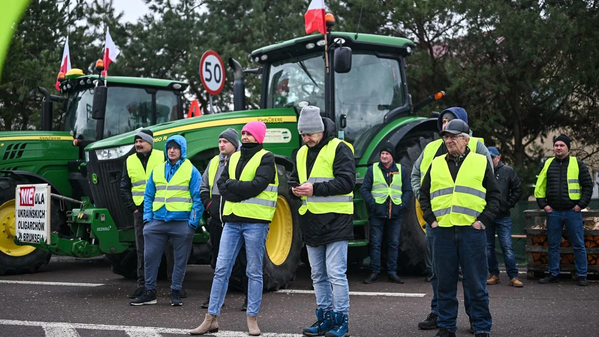 В Польше протестующие временно прекратили блокировку КПП на границе с Украиной