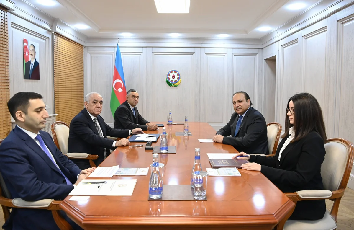 Baş nazir Əli Əsədov KAICIID-in Baş katibi ilə görüşüb
