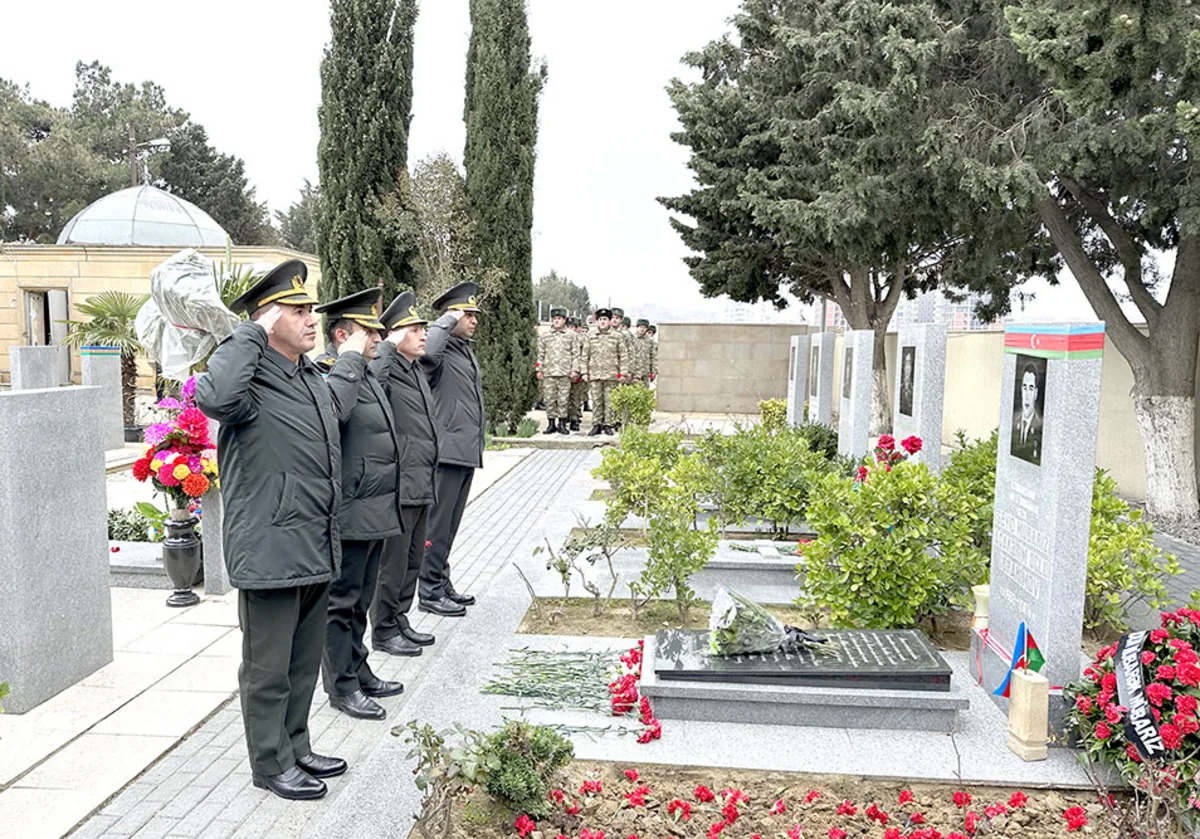Milli Qəhrəman Mübariz İbrahimovun məzarı ziyarət edilib