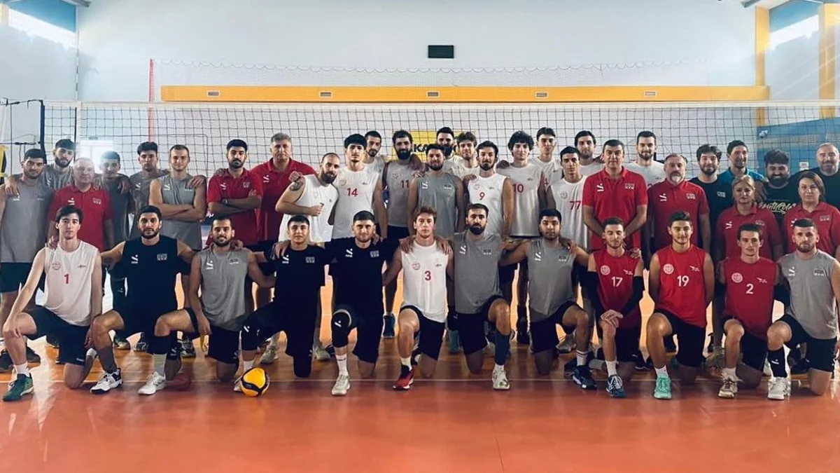 Azərbaycan millisi Gürcüstandakı təlim-məşq toplanışını başa vurub