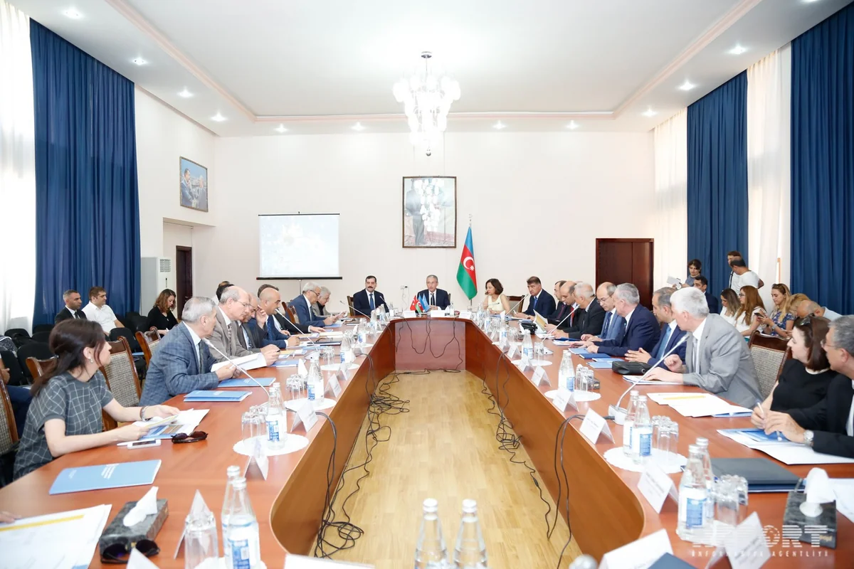 Azərbaycanda meşə institutlarının yenidən qurulması məsələsi müzakirə olunub