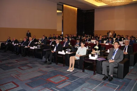 Azərbaycan və Çin şirkətləri 821 milyon dollarlıq sənədlər imzalayıb