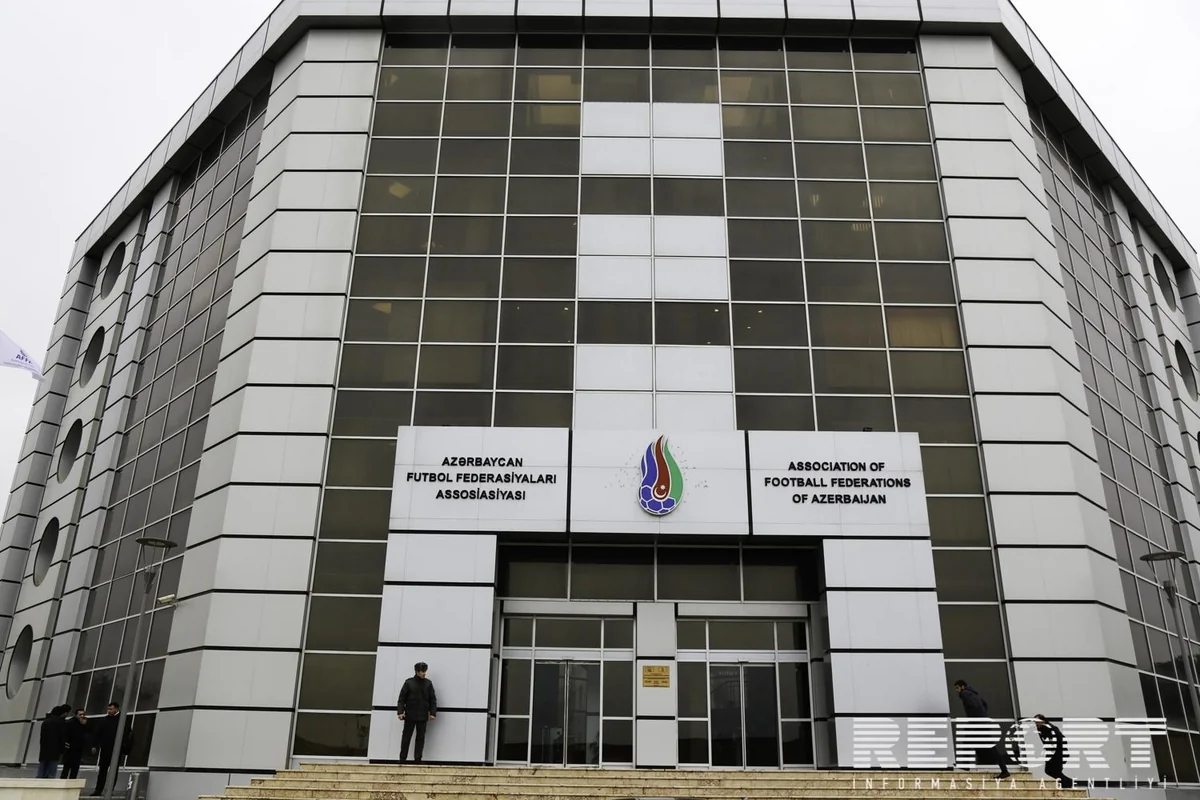 AFFA Bernhard Lippertlə yolları ayırdı