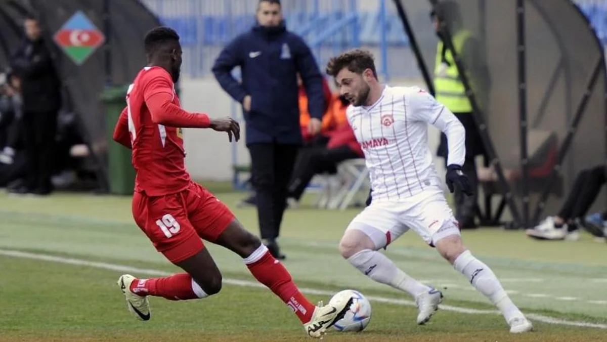 “Araz-Naxçıvan”ın futbolçusu Premyer Liqada 100-cü oyununu keçirib