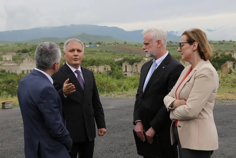 ABŞ səfiri: Füzulidə dağıntıların miqyasını, eyni zamanda yenidənqurma işlərini görəndə çox təsirləndik