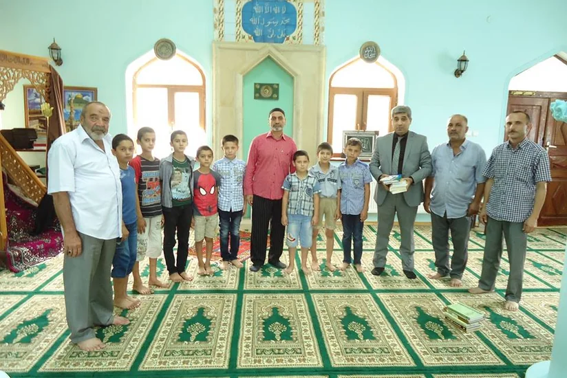​Bilik Fondu Mehdiabad və Fatmayı məscidlərinə kitablar hədiyyə verib