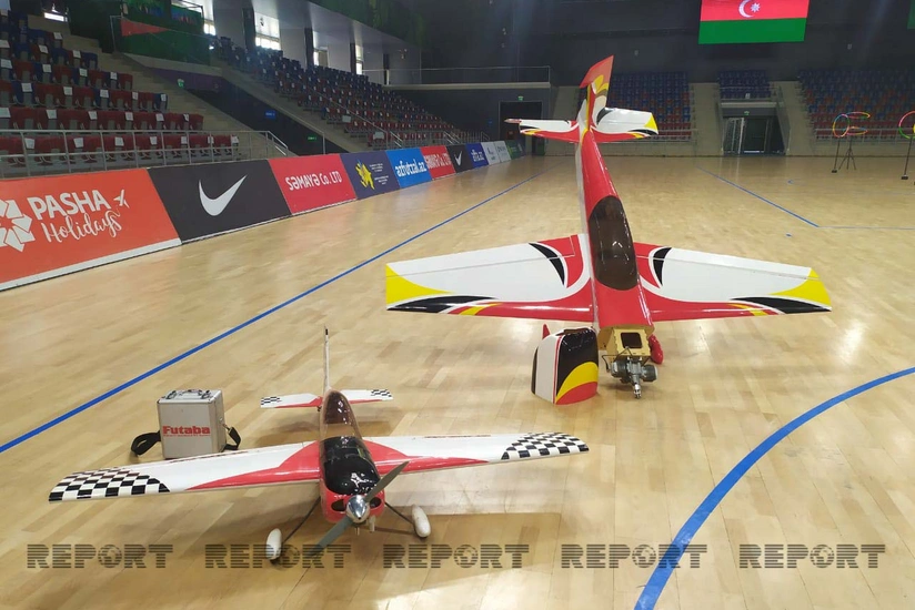 В Бакинском дворце спорта состоялось шоу дронов