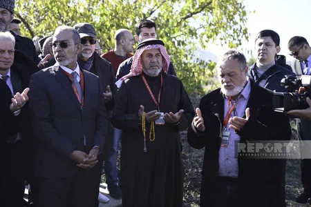 Collective prayer held in Aghdam's Juma Mosque after 31 years