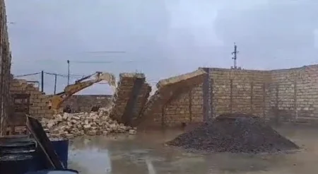 Xırdalan və Qobuda qanunsuz tikililər sökülüb