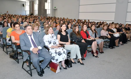 Sertifikatlaşdırma prosesi ilə bağlı müəllimlərə dəstək məqsədilə görüş keçirilib.          