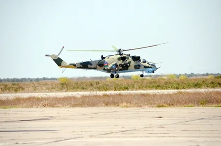 ​“TurAz Qartalı - 2015” təlimlərinə döyüş helikopterləri qoşulub - VİDEO